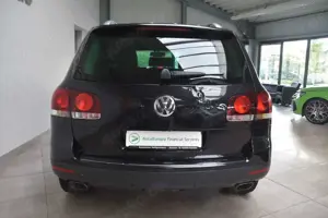 Volkswagen Touareg V6TDI Automatik BiXenon Navi Kamera AHK Bild 5