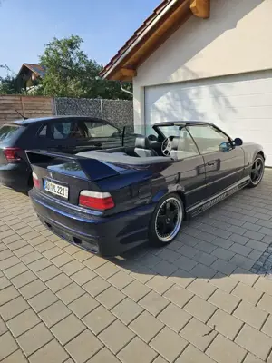 BMW 318 318i