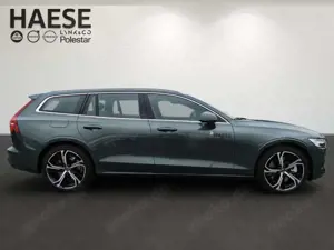 Volvo V60 T6 AWD Plug-In Hybrid Plus Bright HeadUp-Display, Bild 4