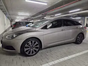 Hyundai i40 i40cw 1.7 CRDi blue Style