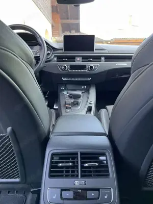 Audi A4 Avant 45 TDI quattro tiptronic sport Bild 5