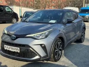 Toyota C-HR Hybrid Team D Navi Kam Auto Abnehmbare Anhängerkup