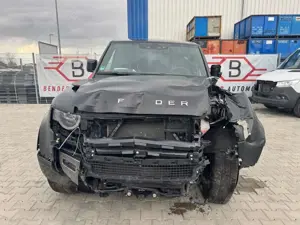 Land Rover Defender 110 X-Dynamic HSE