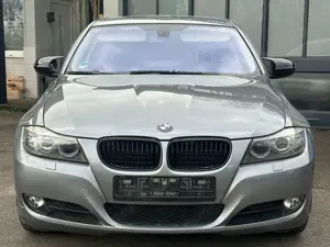 BMW 325 BMW 325i 3.0 218 PS Xenon Tempomat HU 09/26