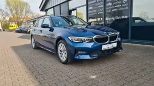 BMW 318 d Advantage - ACC - HUD - 8 x ALU -