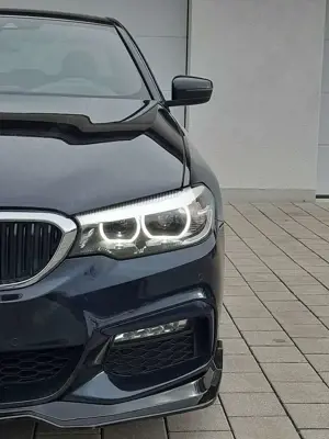 BMW 525 d Limo/3xM-Sport/LED/DigitalC/Maxton/19"