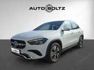 Mercedes-Benz GLA 180 ENp 50600 Pano Winter P el Klappe Kamera