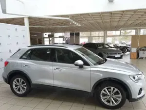 Audi Q3 35 TFSI S tronic advanced NAVI/360°-KAMERA