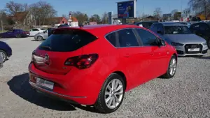 Opel Astra Automatik Scheckheftgepflegt 2 Hand Lenkrad-Sitzhe Bild 3