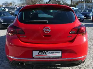 Opel Astra Automatik Scheckheftgepflegt 2 Hand Lenkrad-Sitzhe Bild 4