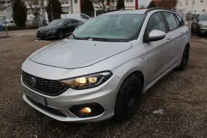 Fiat Tipo Easy 1.6D*Kombi*NAVI*Winterreifen*LED-Tagfa