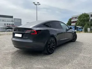 Tesla Model 3 Bild 5