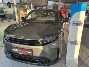 Toyota Urban Cruiser 61kWh Teamplayer