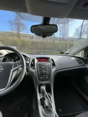 Opel Astra Bild 3