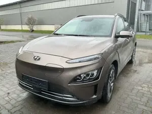 Hyundai KONA Trend*SHZ*LED*ACC*PDC*DAB*R.Cam*Navi*Krell
