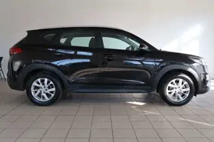 Hyundai TUCSON Trend 2WD Facelift AHK LED KAMERA Bild 2