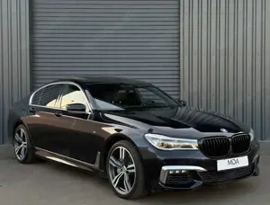 BMW 750 750 i xDrive M-Sportpaket 3xTV S-Dach Nachtsicht