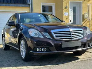 Mercedes-Benz E 200 E 200 CGI BlueEFFICIENCY Automatik Elegance