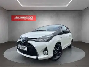 Toyota Yaris Style Hybrid