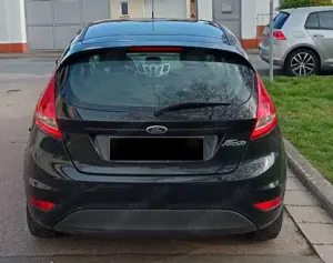 Ford Fiesta Fiesta  5-Türer 1.25 Champions Edition Bild 3