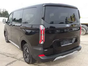 Ford Tourneo Custom Bus PHEV Active L1 BO AHK Bild 4