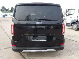 Ford Tourneo Custom Bus PHEV Active L1 BO AHK Bild 5