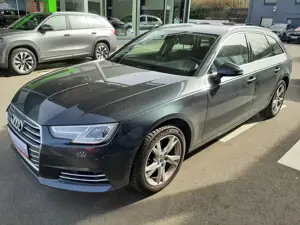 Audi A4 sport *Navi-Einparkhilfe*