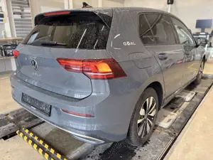 Volkswagen Golf 1.5TSI Goal PDC SHZ Assist ACC Bild 5