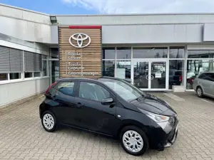 Toyota Aygo x-play *5-TÜRIG*AT*WENIG KM*
