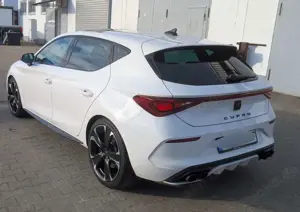 CUPRA Leon Cupra Leon 2.0 TSI DSG VZ Bild 2