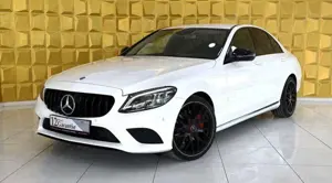 Mercedes-Benz C 300 *TEMPO*SHZ*NAVI*HEAD UP*SCHALTWIPPEN*CAM*