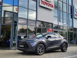 Toyota C-HR 2.0 Plug-in-Hybrid Team Deutschland - Techn Navi D Bild 3