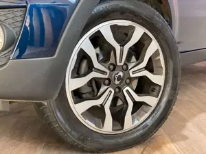SsangYong Korando Sapphire 4x2+AHK+Leder+NAVI+RFK Bild 5