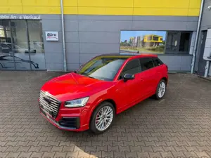 Audi Q2 40 TFSI quattro/SPORT/S LINE/ALLRAD/LED/BO