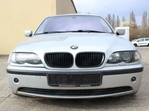 BMW 320 3er 320i Bild 2