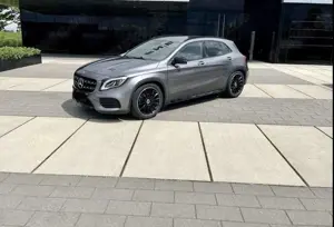 Mercedes-Benz GLA 250 AMG Line Sport Utility Vehicle Apple CarPlay