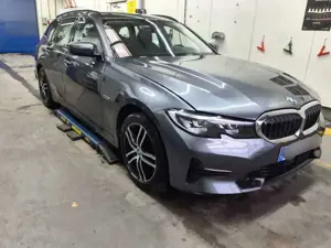 BMW 320 e Touring *SPORT LINE* RFKMRA+P-DACH+LEDER
