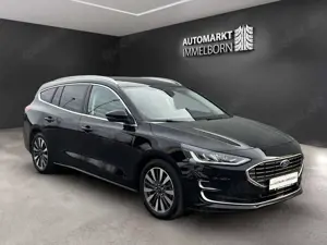 Ford Focus Titanium Vignale Leder*Kamera*AHK*ACC*Pano