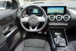 Mercedes-Benz GLA 250 e AMG*Night*360*Head*Distr*Keyless*Pano* Bild 4