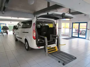 Ford Transit Tourneo Custom 320 L2 Rollstuhl-Hebebühne-Lift