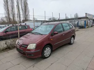 Nissan Almera Tino Basis