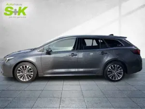 Toyota Corolla 1,8 Team D*Carplay*Sitzheizung*Lenkradheizung Bild 2