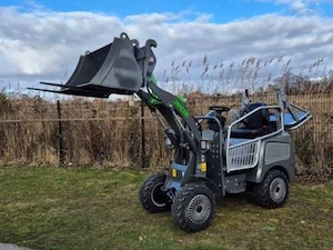 Elektro Hoflader L1580e mit Schaufel