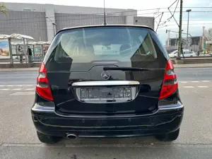 Mercedes-Benz A 150 Avangard / Navi / Automatik !!! Bild 4