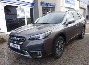 Subaru OUTBACK 2.5i Platinum 2025 Modell