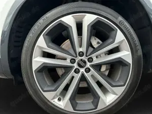 Audi Q5 Sportback advanced 40 TDI quattro S tronic Optik, Bild 4