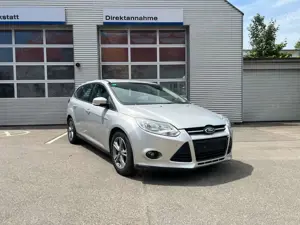 Ford Focus Sync Edition TÜV 03/2028 mit AHK