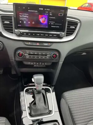 Kia Ceed SW / cee'd SW Plug-in Hybrid Vision Bild 3