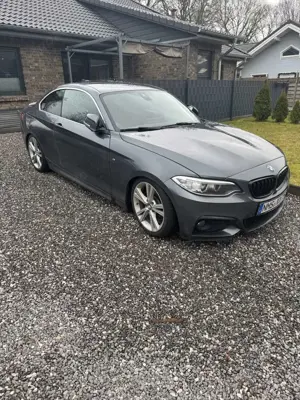 BMW 225 225d Coupe Sport-Aut. Sport Line