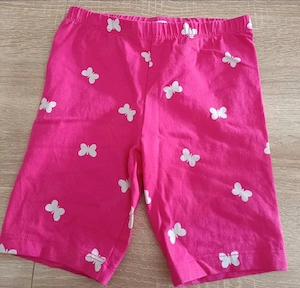 kurze Hose Größe 110